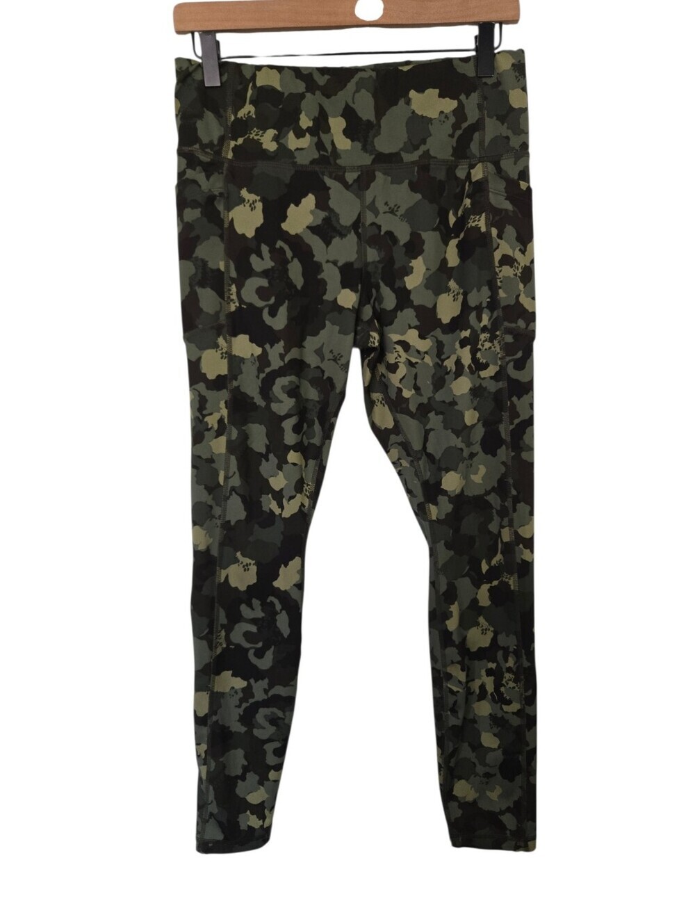 🌿 Avia Floral Camo Active Leggings | Size 12-14 | High Rise Pocket Leggings - Picture 2 of 6